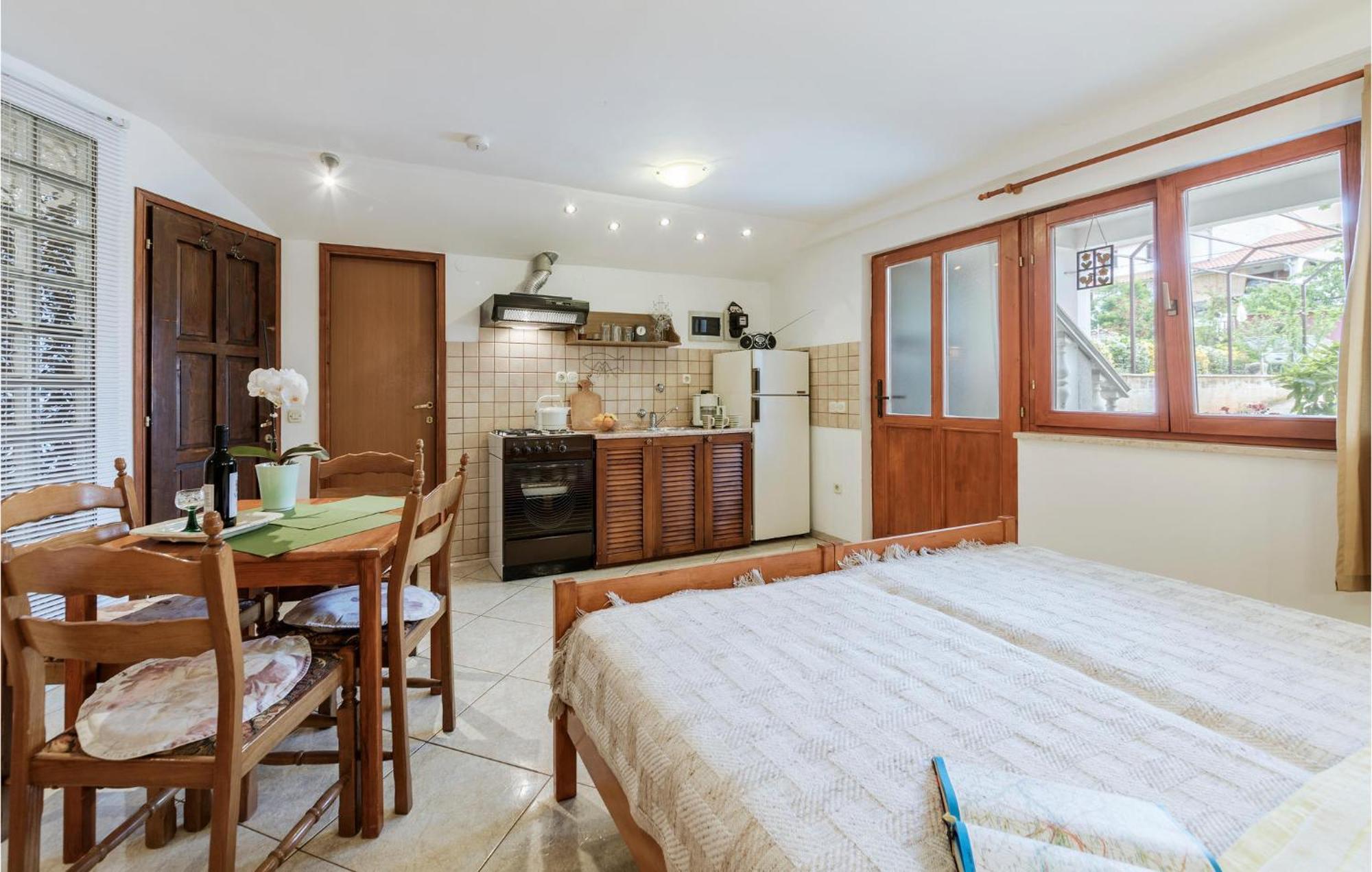 Awesome Studio In Pula With Wifi Ngoại thất bức ảnh